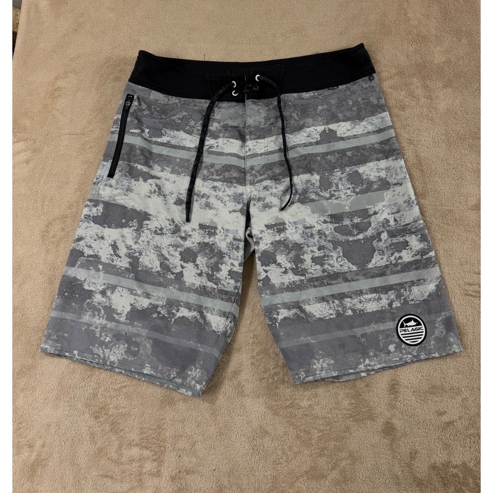 Pelagic Argonaut Board Shorts Mens‎ 34 Gray Camo Fishing Swim Trunks Striped EUC